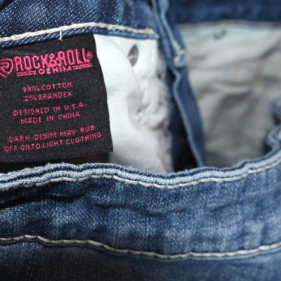 ROCK & ROLL Cowgirl Womens 30x38 (30x36) Mid Rise Embellished Boot Cut Jeans - Picture 7 of 11